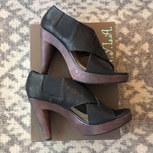 N.Y.L.A. Poin heels size 9 black - Picture 2 of 6